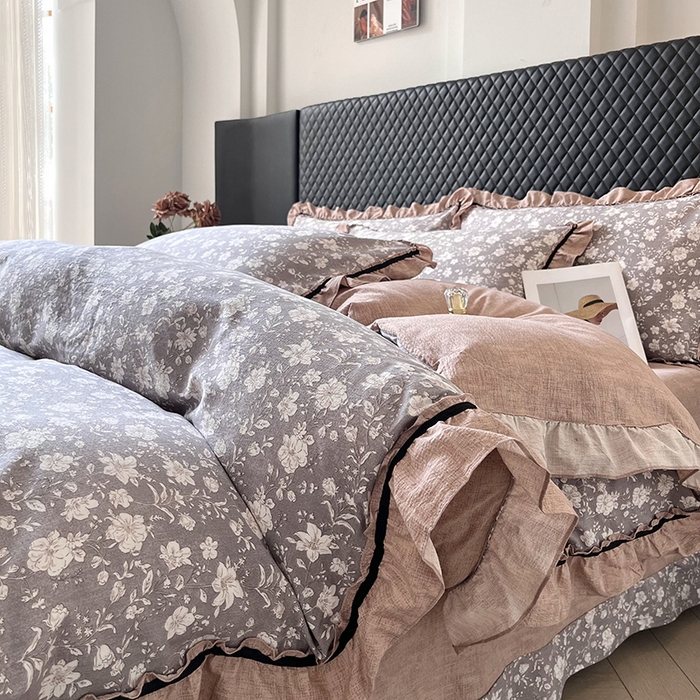 91家纺网 家纺一手货源 找家纺 金纱玉纺家纺 2025新款古法水洗花边床裙床单四件套 希露-灰