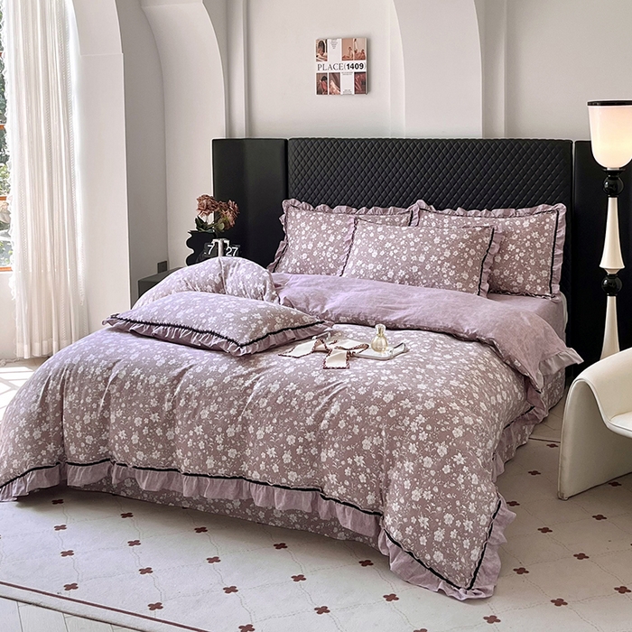 91家纺网 家纺一手货源 找家纺 金纱玉纺家纺 2025新款古法水洗花边床裙床单四件套 希露-紫豆沙