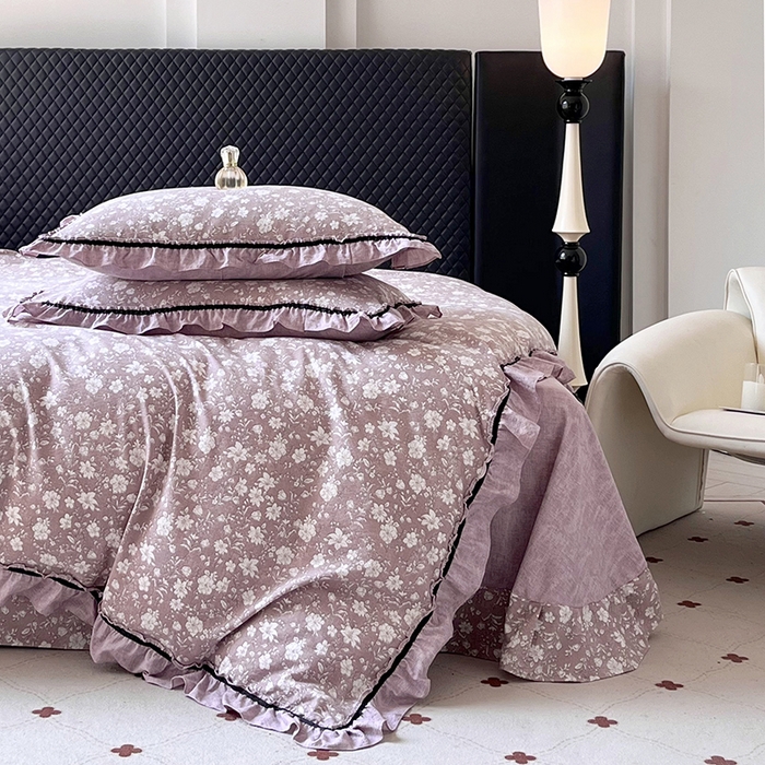 91家纺网 家纺一手货源 找家纺 金纱玉纺家纺 2025新款古法水洗花边床裙床单四件套 希露-紫豆沙