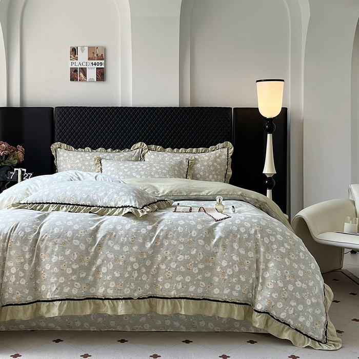 91家纺网 家纺一手货源 找家纺 金纱玉纺家纺 2025新款古法水洗花边床裙床单四件套 仙韵-绿