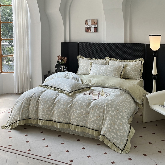 91家纺网 家纺一手货源 找家纺 金纱玉纺家纺 2025新款古法水洗花边床裙床单四件套 仙韵-绿