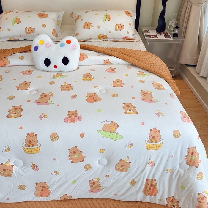 91家纺网 家纺一手货源 找家纺 兜米家居 2025新款针织豆豆绒被纯手工包边卡通立体豆豆绒保暖被被子被芯 咖皮巴拉