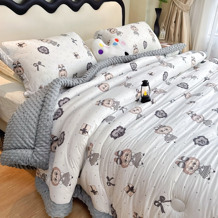 91家纺网 家纺一手货源 找家纺 兜米家居 2025新款针织豆豆绒被纯手工包边卡通立体豆豆绒保暖被被子被芯 拉tutu