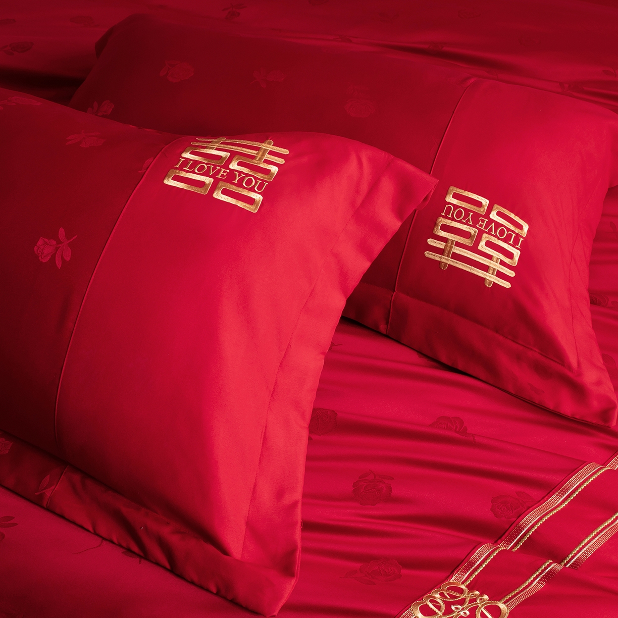 91家纺网 家纺一手货源 找家纺 金麦家纺 2025新款亲肤提花面料刺绣婚庆四件套-婚庆系列 热情玫瑰