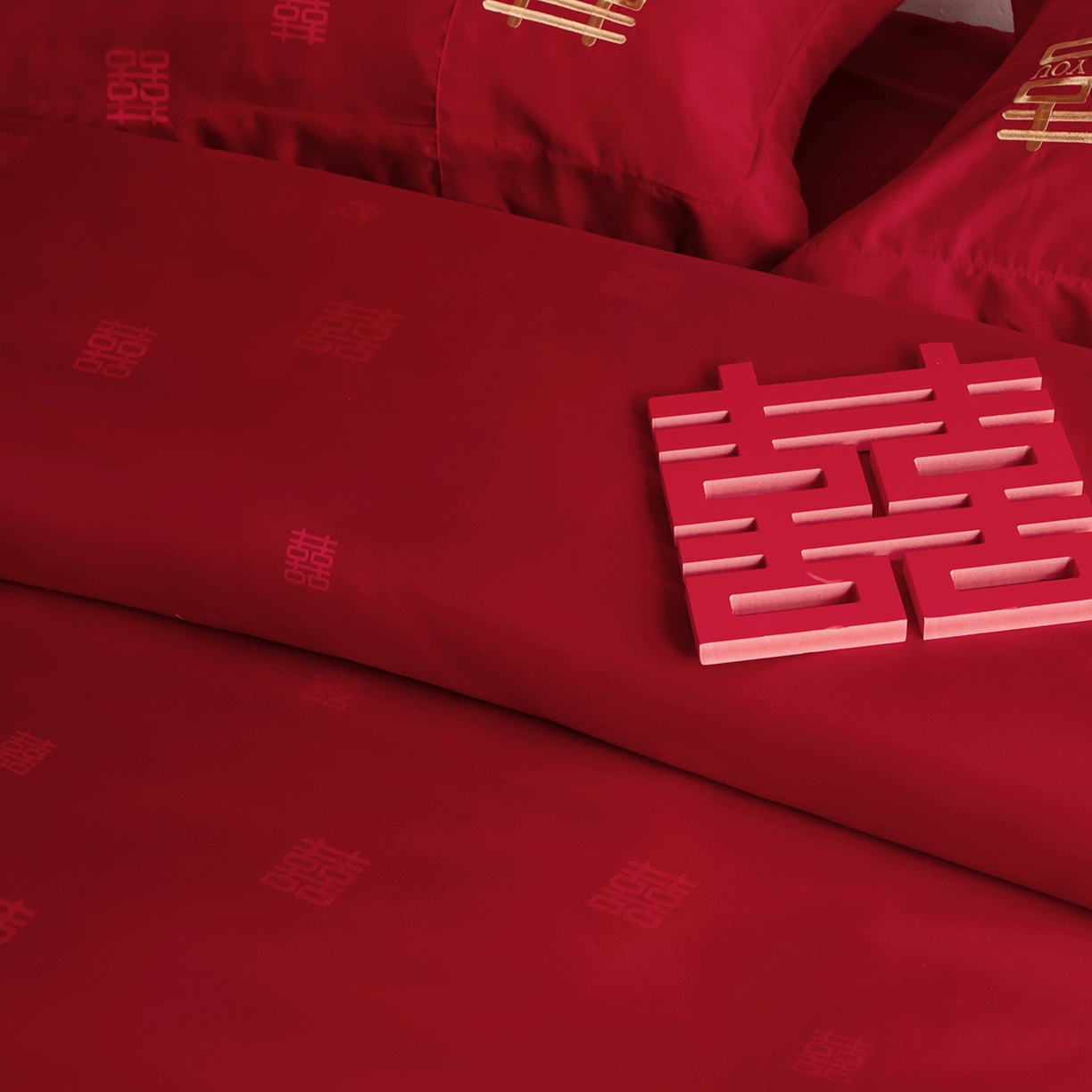 91家纺网 家纺一手货源 找家纺 金麦家纺 2025新款亲肤提花面料刺绣婚庆四件套-婚庆系列 喜悦