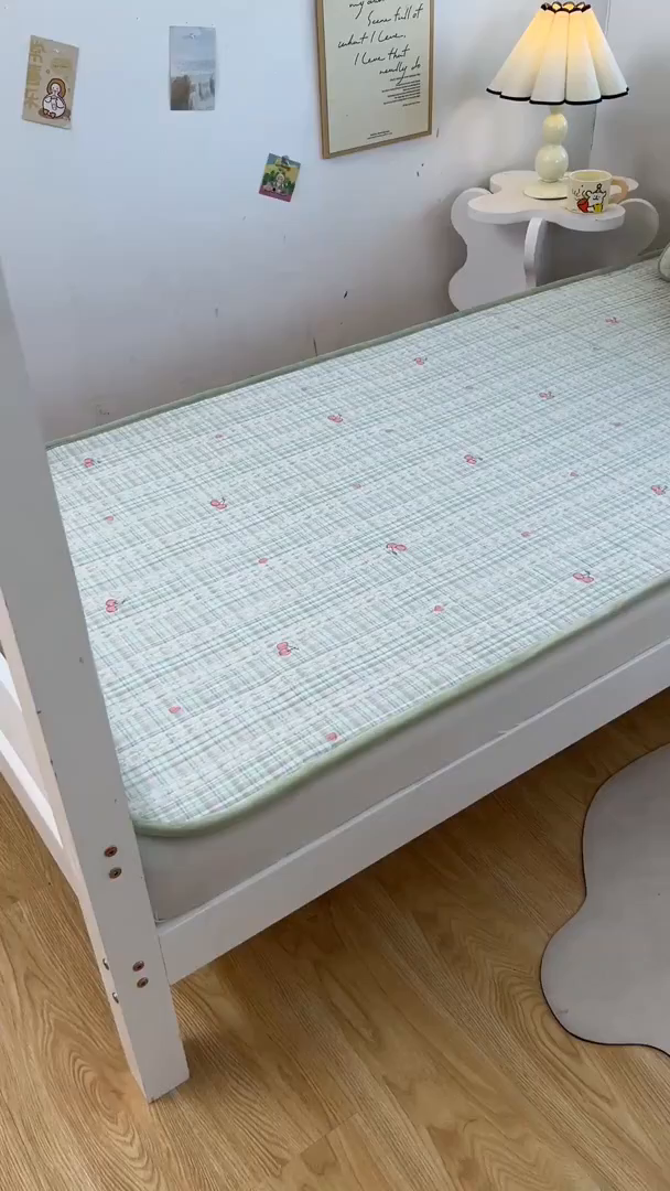 91家纺网 家纺一手货源 找家纺 （总）梵朴 2025新款A类棉加绒一面纯棉一面宝宝婴儿牛奶绒双面可用床盖学生宿舍床垫炕盖-学生床图