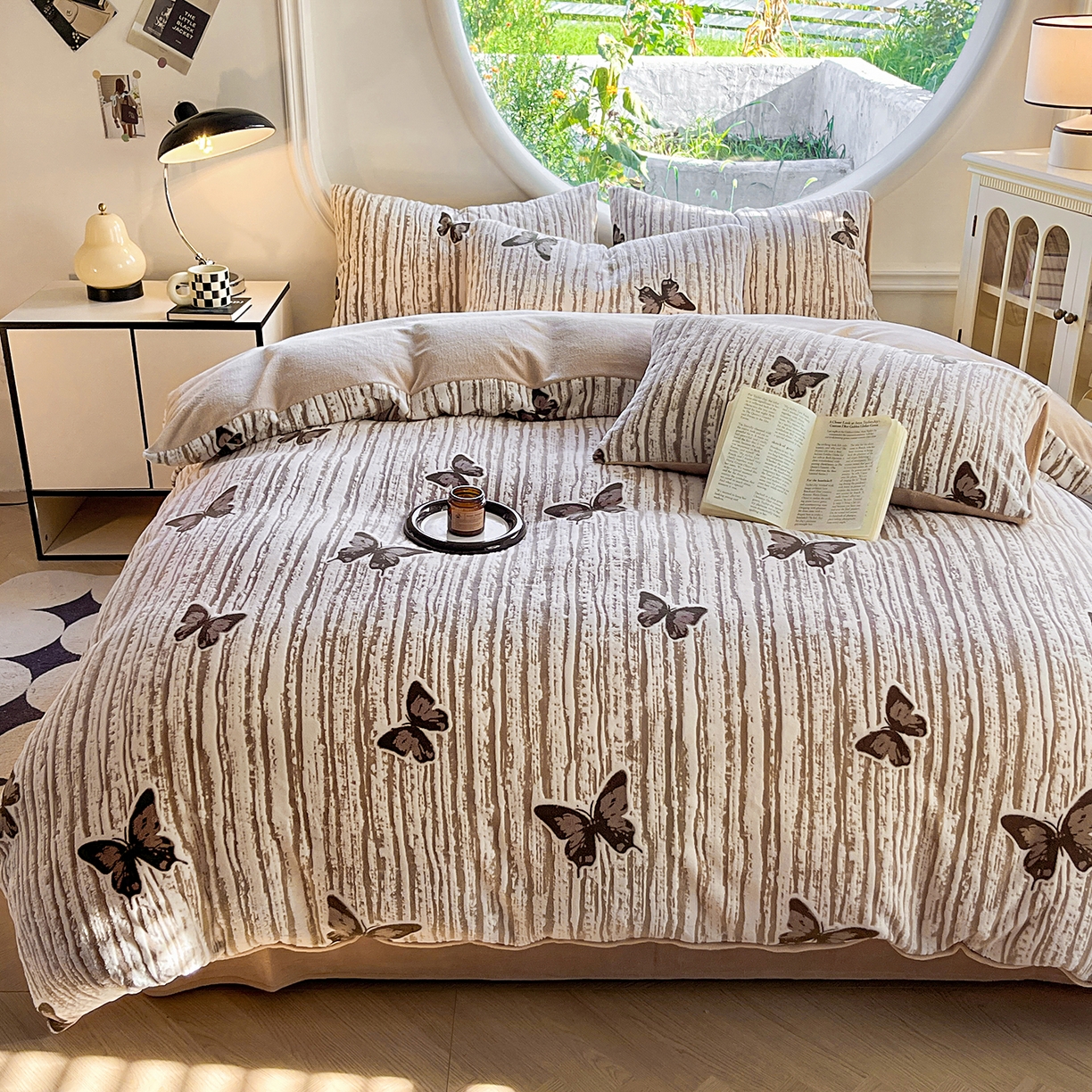 91家纺网 家纺一手货源 找家纺 （总）大境 2025秋冬新款A类230克牛奶绒雕花烂花绒宝宝绒床笠款床单款四件套