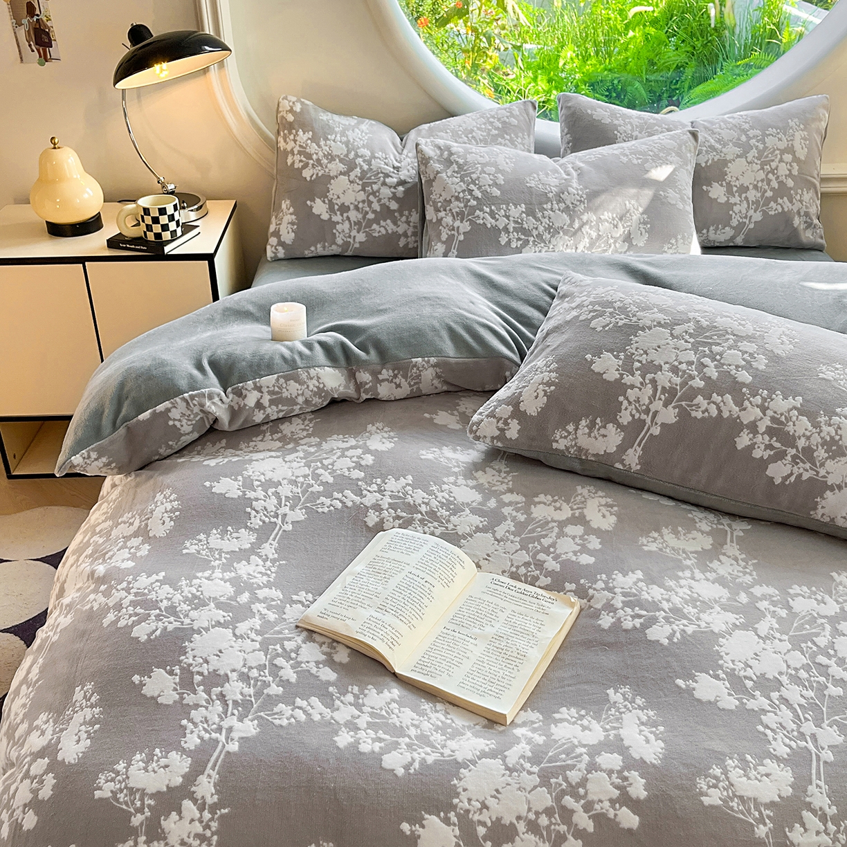 91家纺网 家纺一手货源 找家纺 大境 2025秋冬新款A类230克牛奶绒雕花烂花绒宝宝绒床笠款床单款四件套 叶之恋