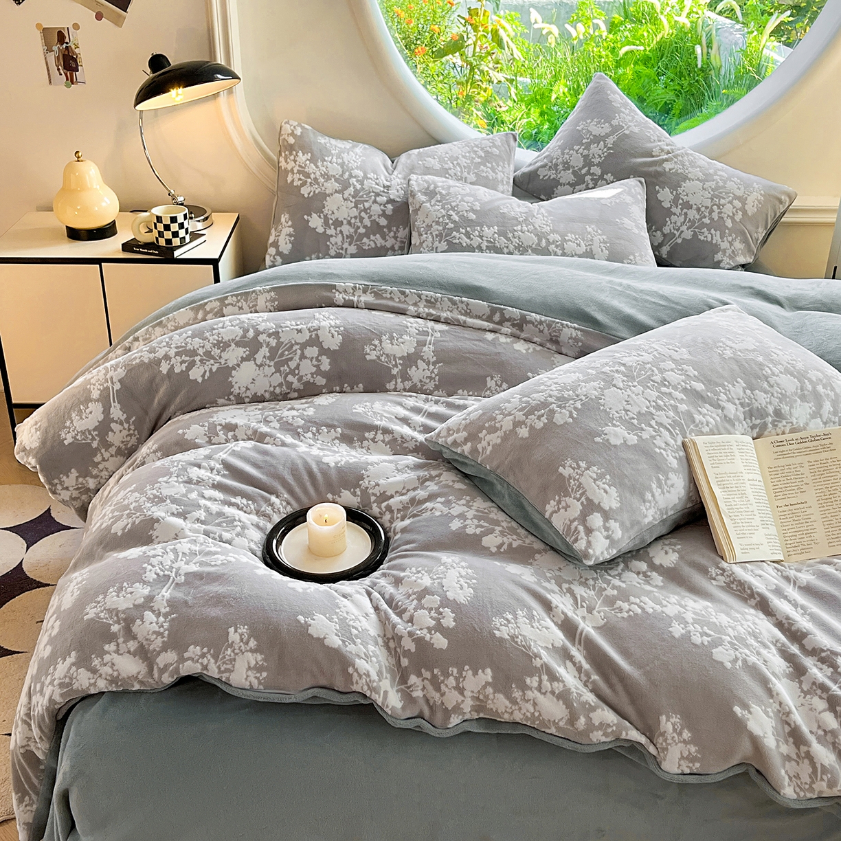 91家纺网 家纺一手货源 找家纺 大境 2025秋冬新款A类230克牛奶绒雕花烂花绒宝宝绒床笠款床单款四件套 叶之恋