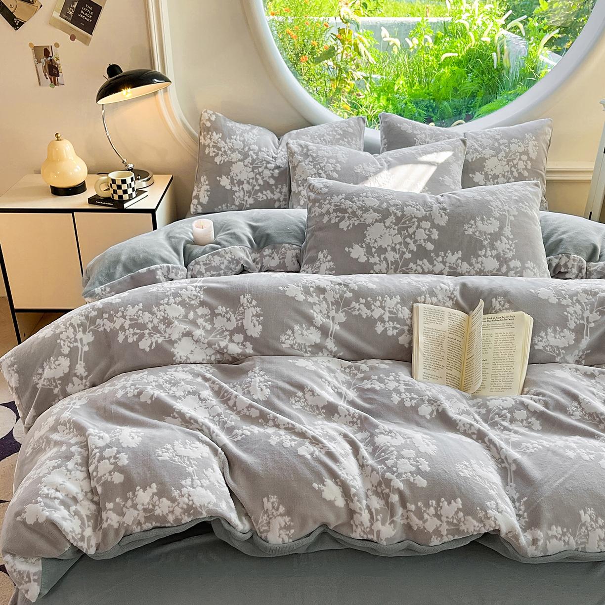 91家纺网 家纺一手货源 找家纺 大境 2025秋冬新款A类230克牛奶绒雕花烂花绒宝宝绒床笠款床单款四件套 叶之恋