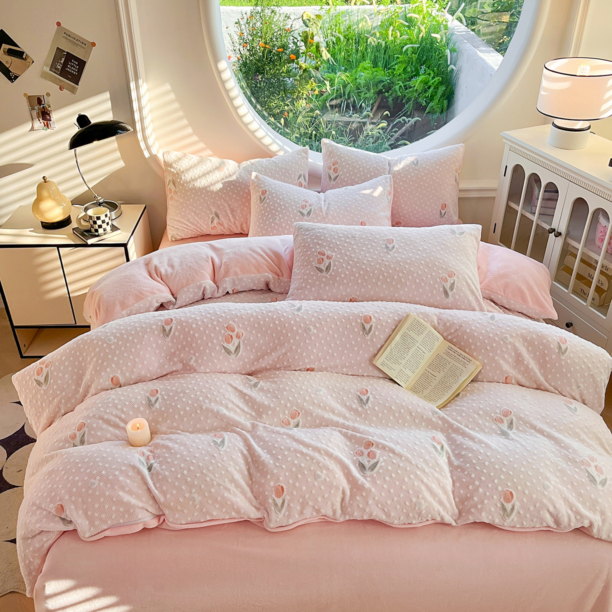 91家纺网 家纺一手货源 找家纺 大境 2025秋冬新款A类230克牛奶绒雕花烂花绒宝宝绒床笠款床单款四件套 郁金香粉