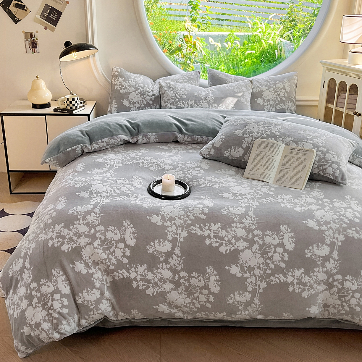 91家纺网 家纺一手货源 找家纺 大境 2025秋冬新款A类230克牛奶绒雕花烂花绒宝宝绒床笠款床单款四件套 叶之恋