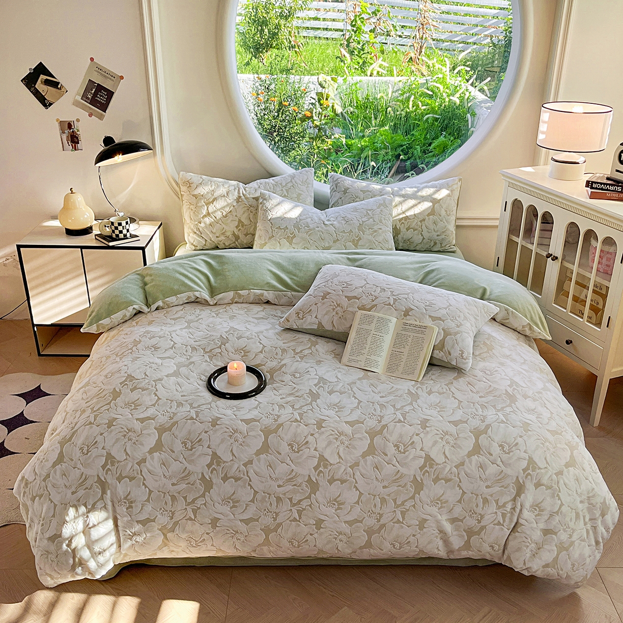 91家纺网 家纺一手货源 找家纺 大境 2025秋冬新款A类230克牛奶绒雕花烂花绒宝宝绒床笠款床单款四件套 浪漫花香 绿