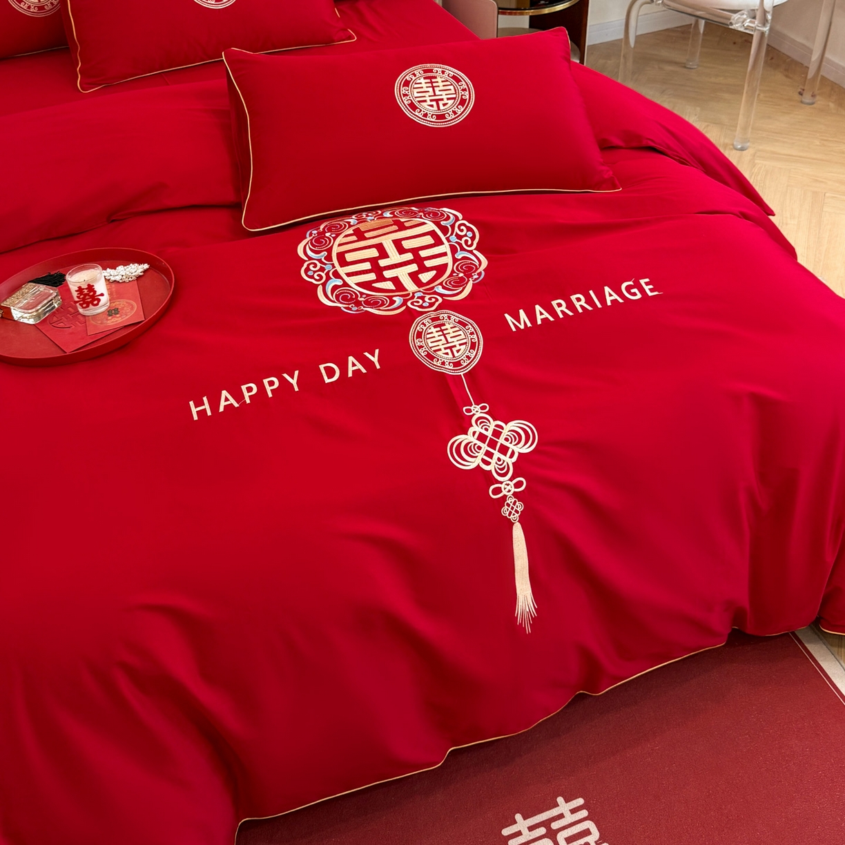 91家纺网 家纺一手货源 找家纺 金麦家纺 2025新款亲肤磨毛刺绣婚庆四件套 大喜