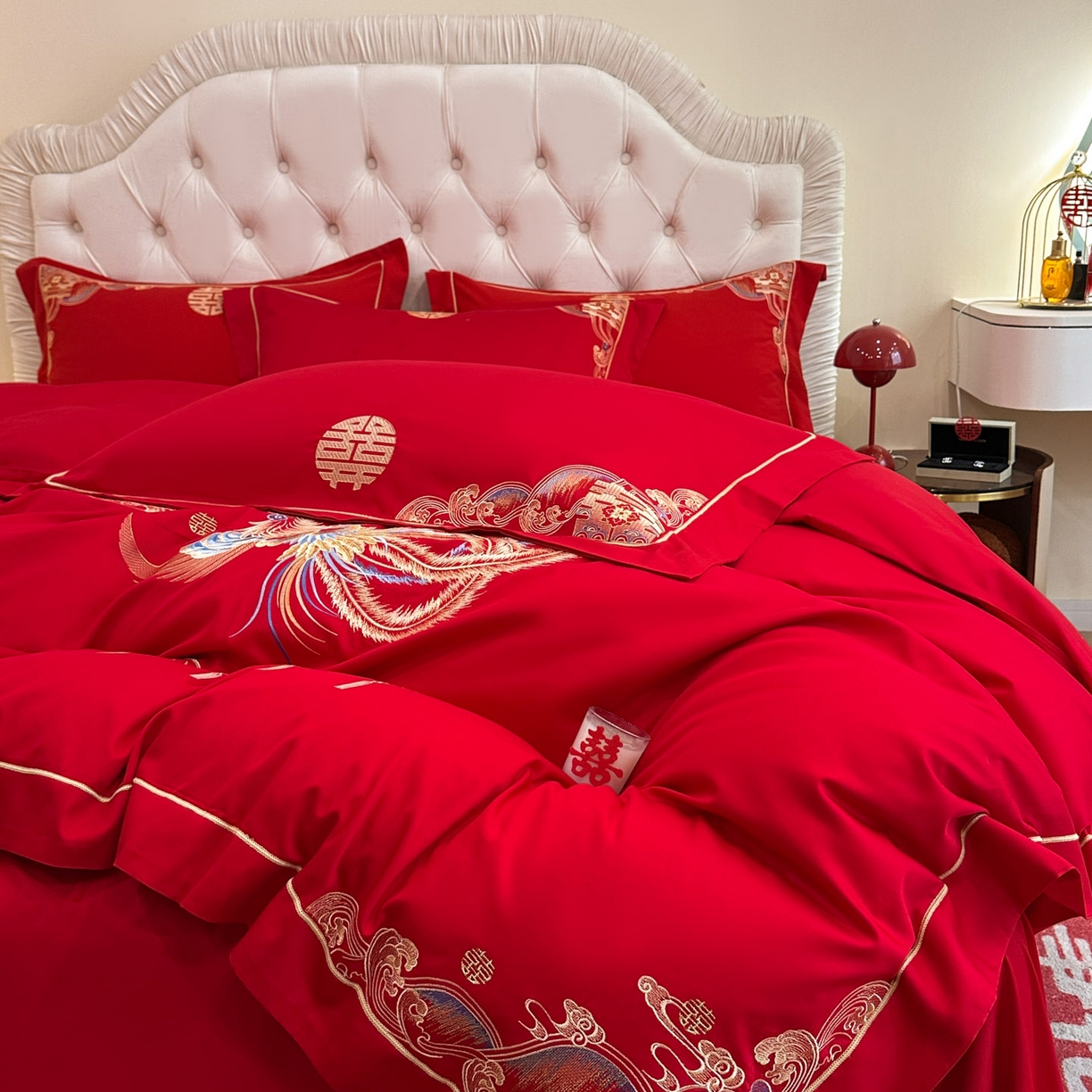 91家纺网 家纺一手货源 找家纺 金麦家纺 2025新款亲肤磨毛刺绣婚庆四件套 喜结良缘