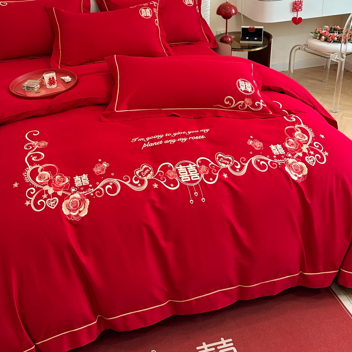 91家纺网 家纺一手货源 找家纺 金麦家纺 2025新款亲肤磨毛刺绣婚庆四件套 喜爱