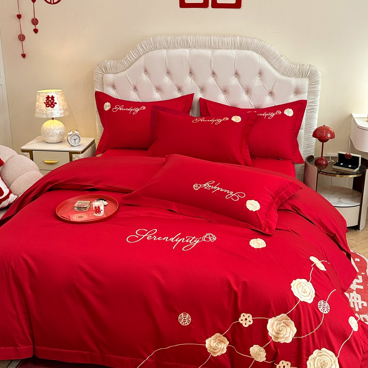 91家纺网 家纺一手货源 找家纺 金麦家纺 2025新款亲肤磨毛刺绣婚庆四件套 玫瑰有约