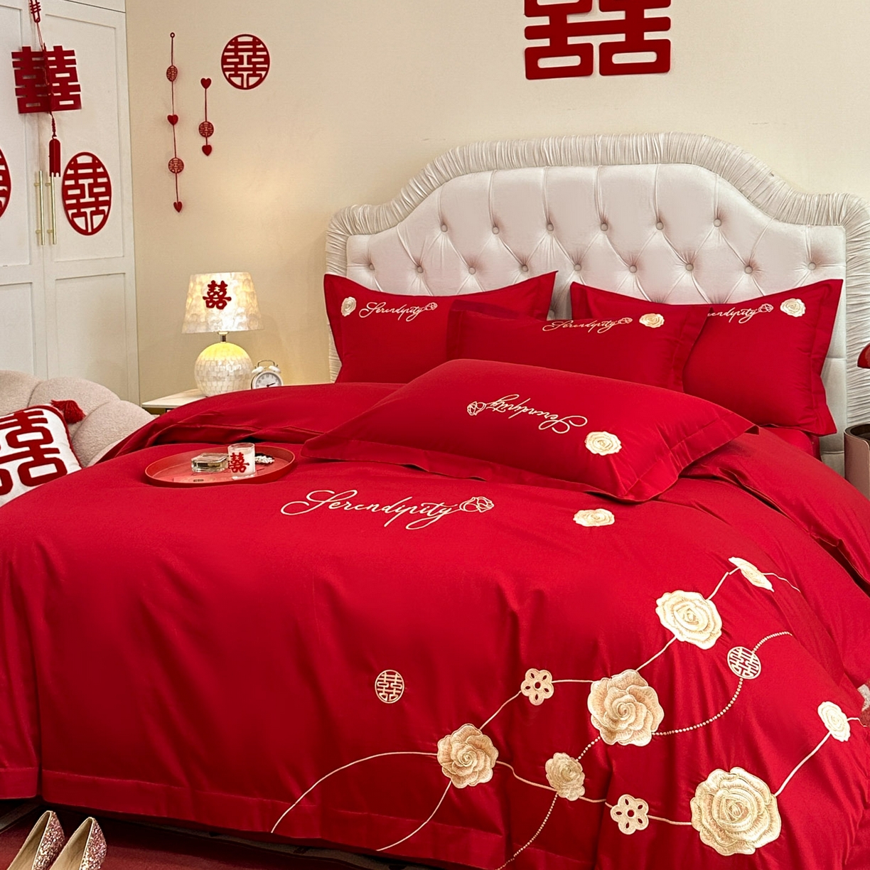 91家纺网 家纺一手货源 找家纺 金麦家纺 2025新款亲肤磨毛刺绣婚庆四件套 玫瑰有约