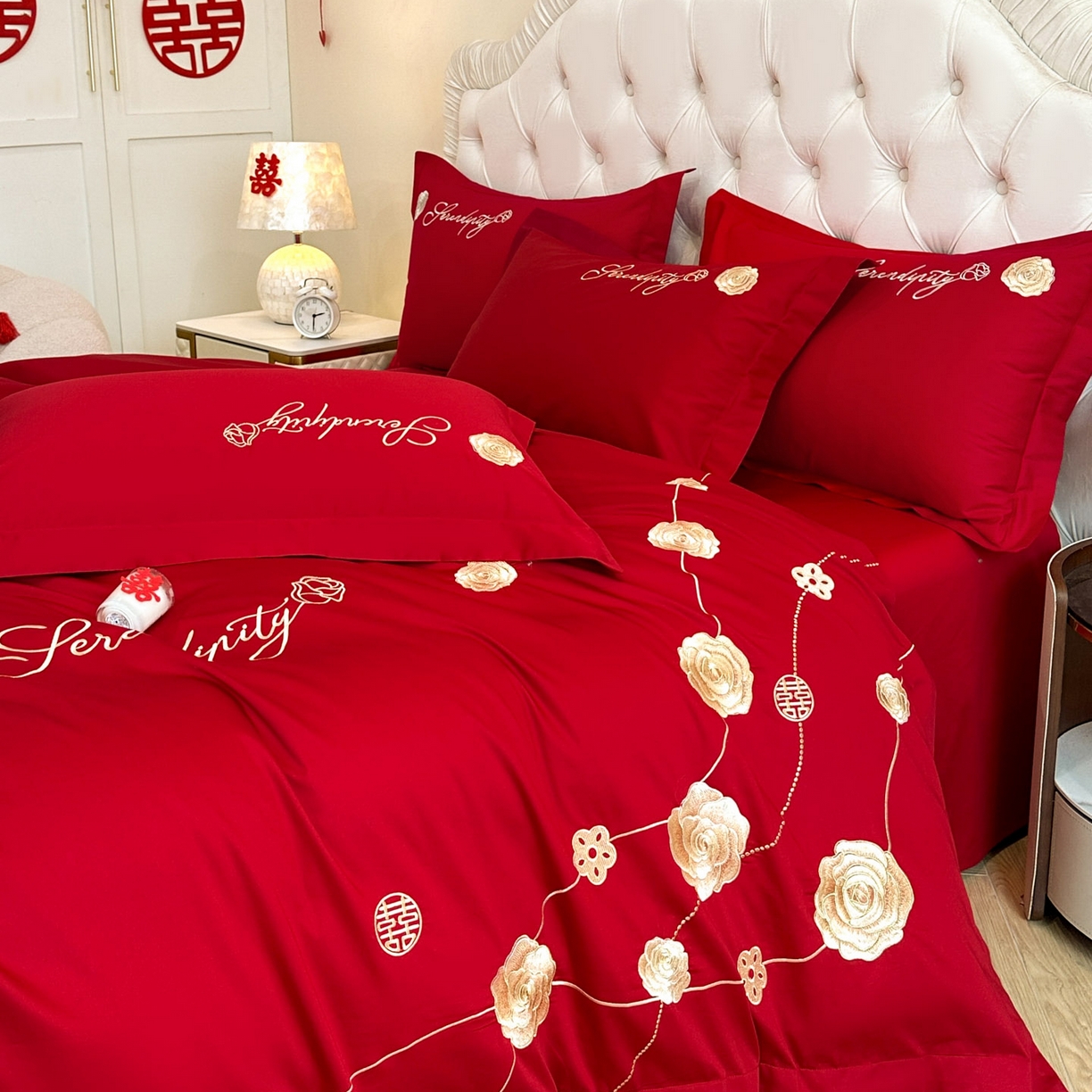 91家纺网 家纺一手货源 找家纺 金麦家纺 2025新款亲肤磨毛刺绣婚庆四件套 玫瑰有约