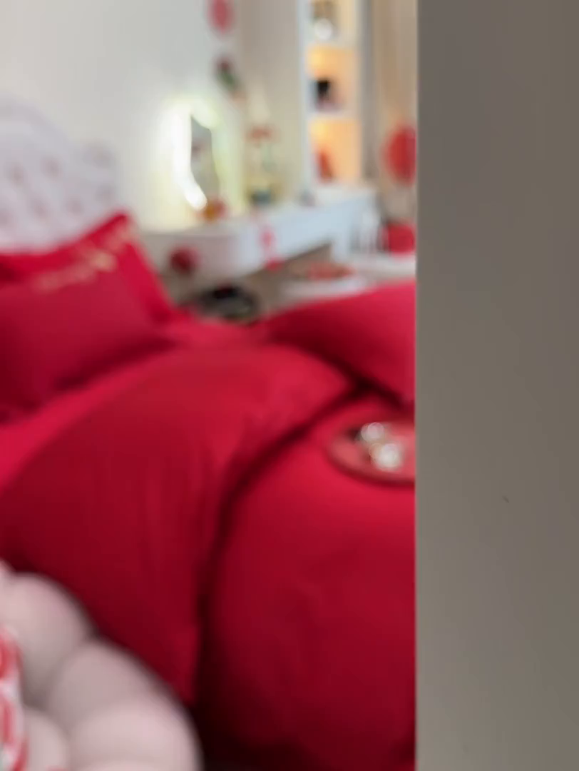 91家纺网 家纺一手货源 找家纺 金麦家纺 2025新款亲肤磨毛刺绣婚庆四件套 玫瑰有约