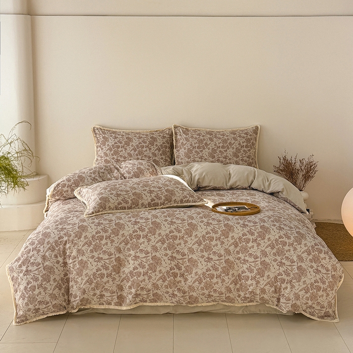 91家纺网 家纺一手货源 找家纺 竹合家纺 2026高克重流苏色织亚麻复古侘寂风小布袋四件套（零售价格不可低于148元） 流苏雨露麻-铃兰颂粉