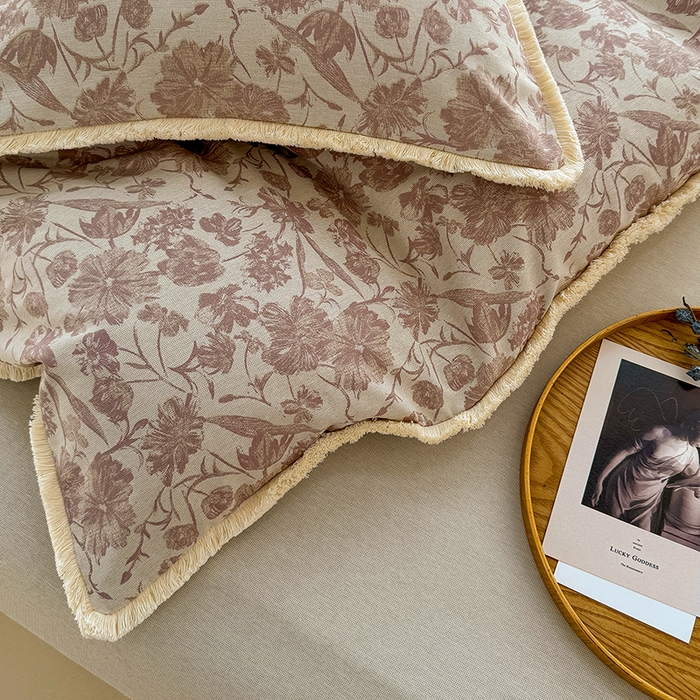 91家纺网 家纺一手货源 找家纺 竹合家纺 2026高克重流苏色织亚麻复古侘寂风小布袋四件套（零售价格不可低于148元） 流苏雨露麻-铃兰颂粉