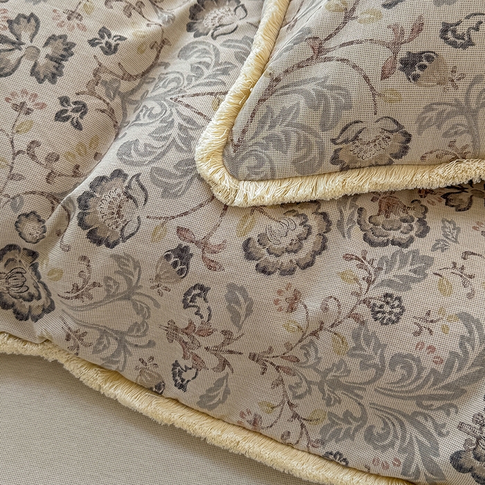 91家纺网 家纺一手货源 找家纺 竹合家纺 2026高克重流苏色织亚麻复古侘寂风小布袋四件套（零售价格不可低于148元） 流苏雨露麻-卢浮秘境