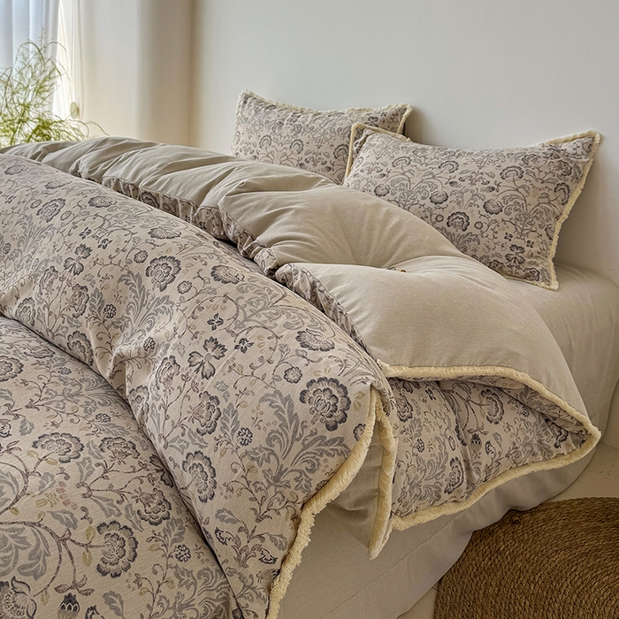 91家纺网 家纺一手货源 找家纺 竹合家纺 2026高克重流苏色织亚麻复古侘寂风小布袋四件套（零售价格不可低于148元） 流苏雨露麻-卢浮秘境