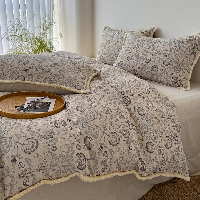 91家纺网 家纺一手货源 找家纺 竹合家纺 2026高克重流苏色织亚麻复古侘寂风小布袋四件套（零售价格不可低于148元） 流苏雨露麻-卢浮秘境