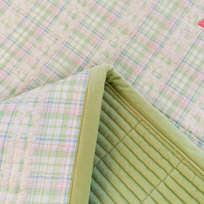 91家纺网 家纺一手货源 找家纺 梵朴 2025新款A类棉加绒一面纯棉一面宝宝婴儿牛奶绒双面可用床盖学生宿舍床垫炕盖-学生床图 薄荷糖樱桃