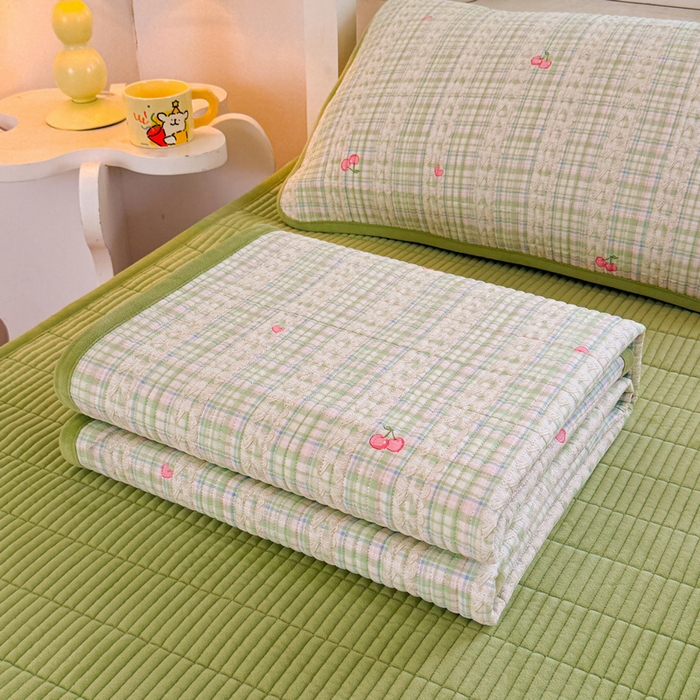 91家纺网 家纺一手货源 找家纺 梵朴 2025新款A类棉加绒一面纯棉一面宝宝婴儿牛奶绒双面可用床盖学生宿舍床垫炕盖-学生床图 薄荷糖樱桃