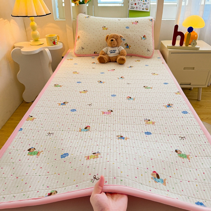 91家纺网 家纺一手货源 找家纺 梵朴 2025新款A类棉加绒一面纯棉一面宝宝婴儿牛奶绒双面可用床盖学生宿舍床垫炕盖-学生床图 彩星汪汪