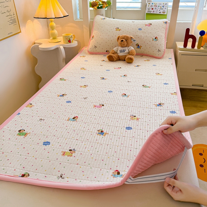 91家纺网 家纺一手货源 找家纺 梵朴 2025新款A类棉加绒一面纯棉一面宝宝婴儿牛奶绒双面可用床盖学生宿舍床垫炕盖-学生床图 彩星汪汪