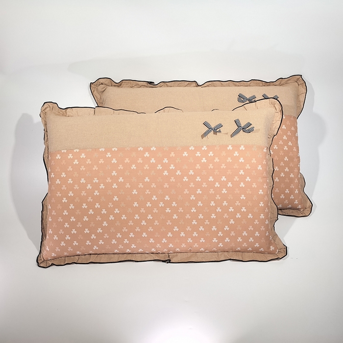 91家纺网 家纺一手货源 找家纺 （总）呦呦南宋 2025提花双层纱纯棉枕套多层结构枕头套超声波夹棉4874一对装拼接单品绣线花边拉链款蝴蝶结款枕套