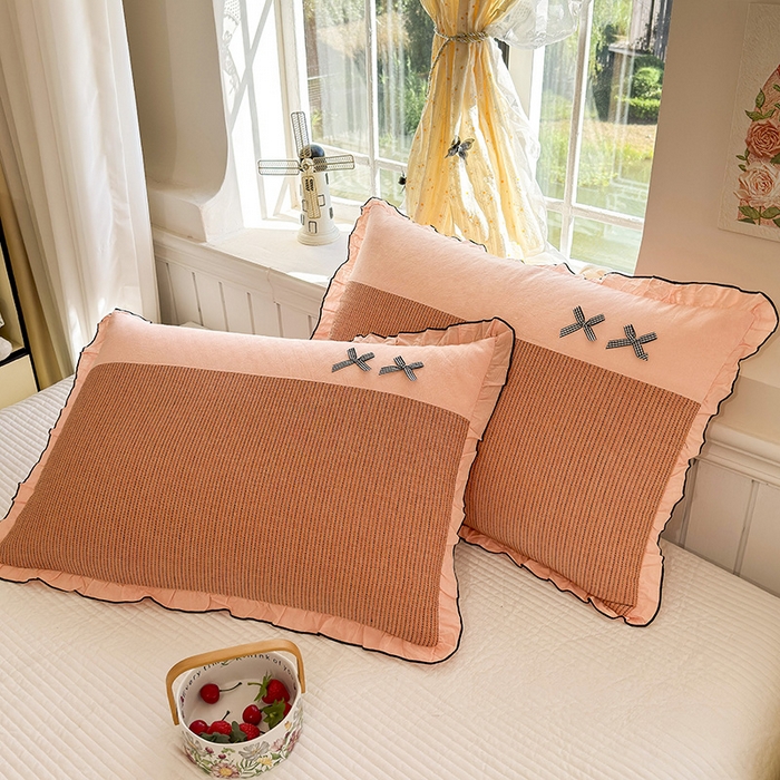 91家纺网 家纺一手货源 找家纺 呦呦南宋 2025提花双层纱纯棉枕套多层结构枕头套超声波夹棉4874一对装拼接单品绣线花边拉链款蝴蝶结款枕套 车缝线