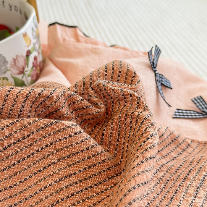 91家纺网 家纺一手货源 找家纺 呦呦南宋 2025提花双层纱纯棉枕套多层结构枕头套超声波夹棉4874一对装拼接单品绣线花边拉链款蝴蝶结款枕套 车缝线