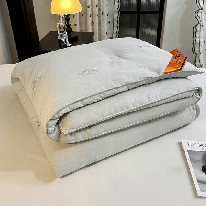 91家纺网 家纺一手货源 找家纺 （总）全美家居 2025新款全棉纯棉60支提花石墨烯春秋被冬被被子被芯