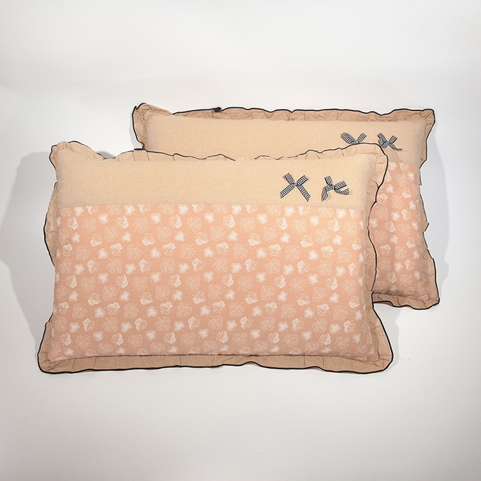 91家纺网 家纺一手货源 找家纺 呦呦南宋 2025提花双层纱纯棉枕套多层结构枕头套超声波夹棉4874一对装拼接单品绣线花边拉链款蝴蝶结款枕套 海棠粉