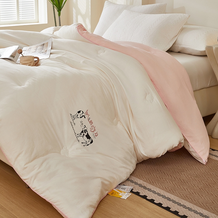 91家纺网 家纺一手货源 找家纺 全美家居 2025新款牛奶蛋白大豆纤维被春秋被加厚冬被被子被芯 牛奶蛋白被粉色