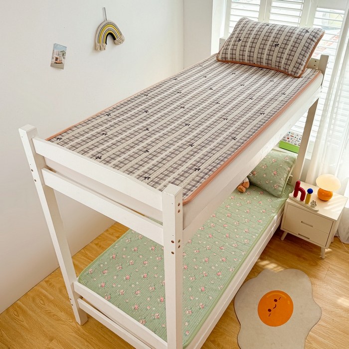 91家纺网 家纺一手货源 找家纺 梵朴 2025新款A类棉加绒一面纯棉一面宝宝婴儿牛奶绒双面可用床盖学生宿舍床垫炕盖-学生床图 花边蝴蝶结