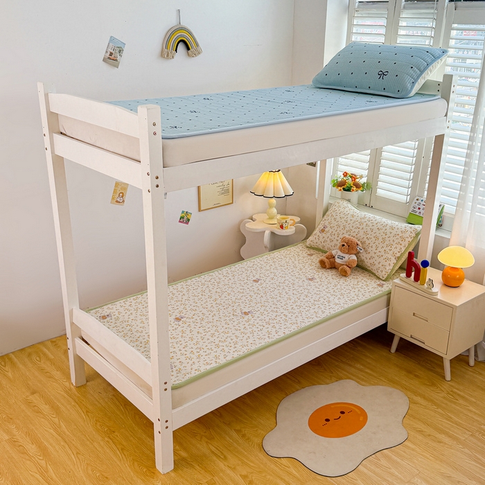 91家纺网 家纺一手货源 找家纺 梵朴 2025新款A类棉加绒一面纯棉一面宝宝婴儿牛奶绒双面可用床盖学生宿舍床垫炕盖-学生床图 花园好友熊