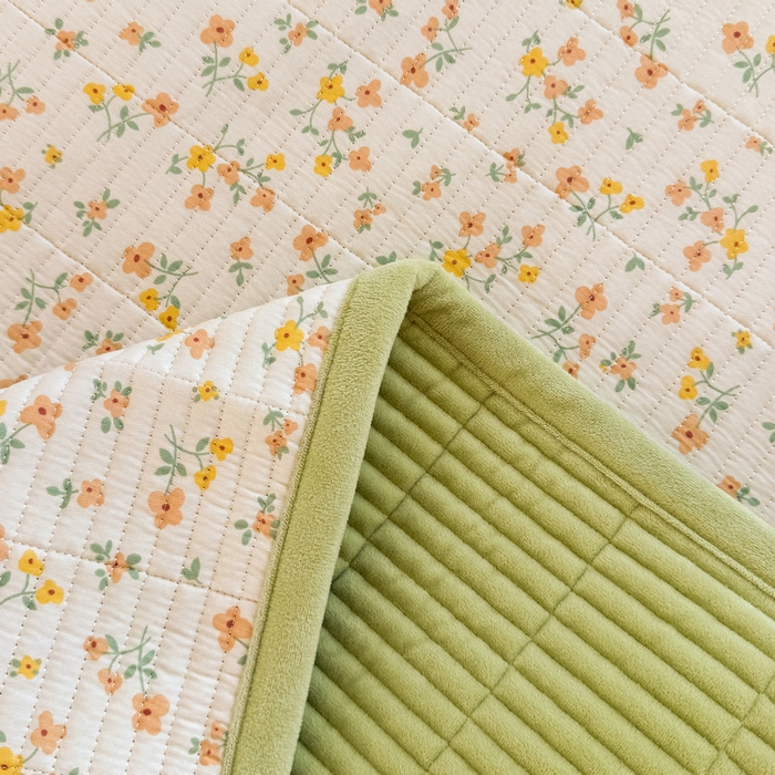 91家纺网 家纺一手货源 找家纺 梵朴 2025新款A类棉加绒一面纯棉一面宝宝婴儿牛奶绒双面可用床盖学生宿舍床垫炕盖-学生床图 花园好友熊