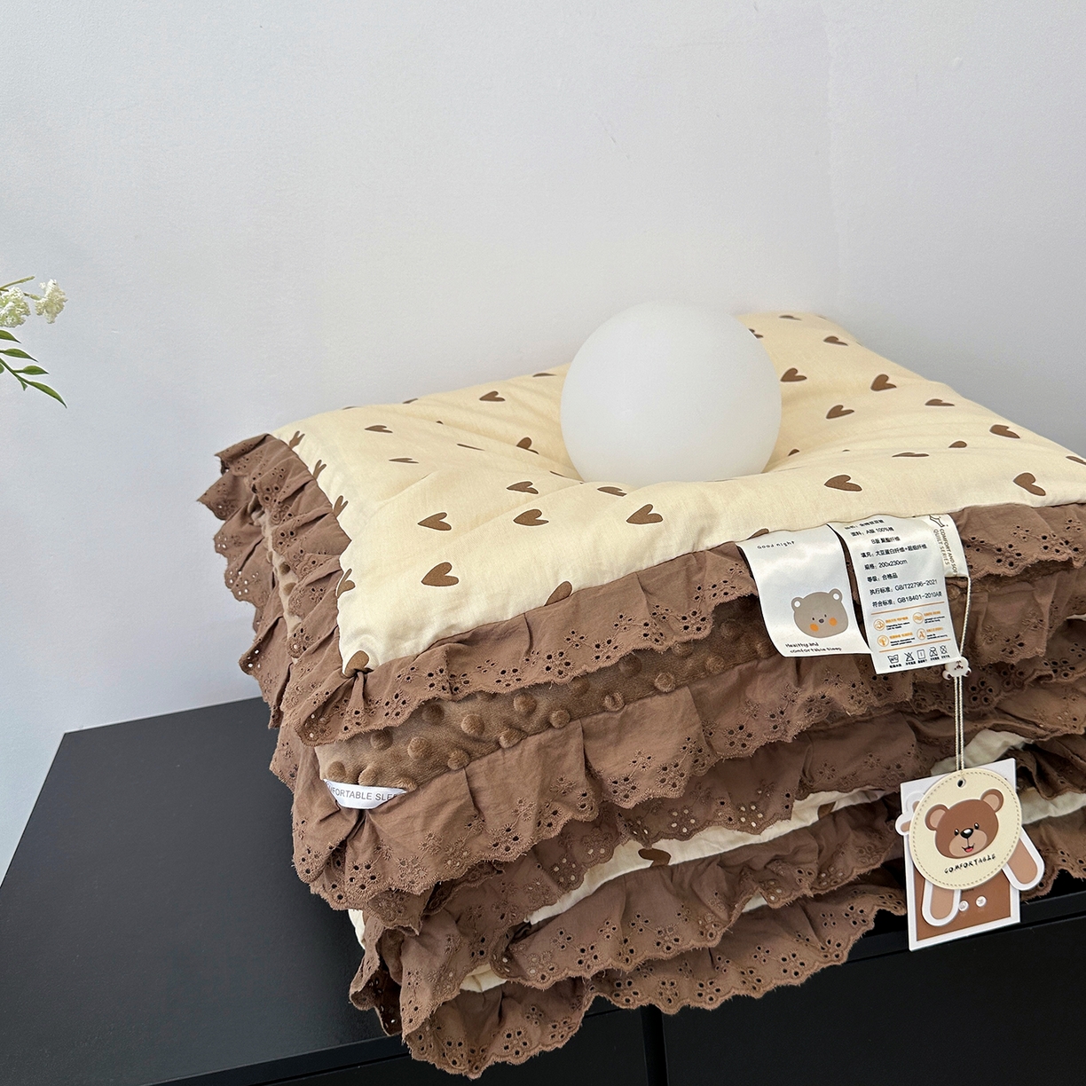 91家纺网 家纺一手货源 找家纺 佰织鑫家居 2025秋冬加厚纯棉全棉法式豆豆被被子被芯 爱心咖