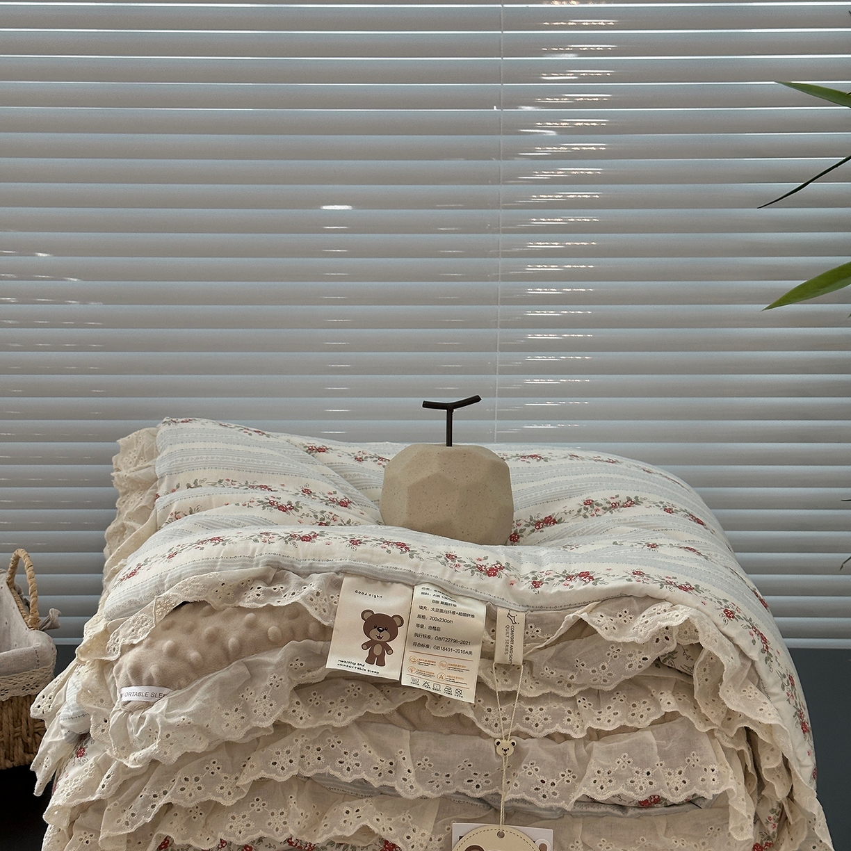 91家纺网 家纺一手货源 找家纺 佰织鑫家居 2025秋冬加厚纯棉全棉法式豆豆被被子被芯 白兰地
