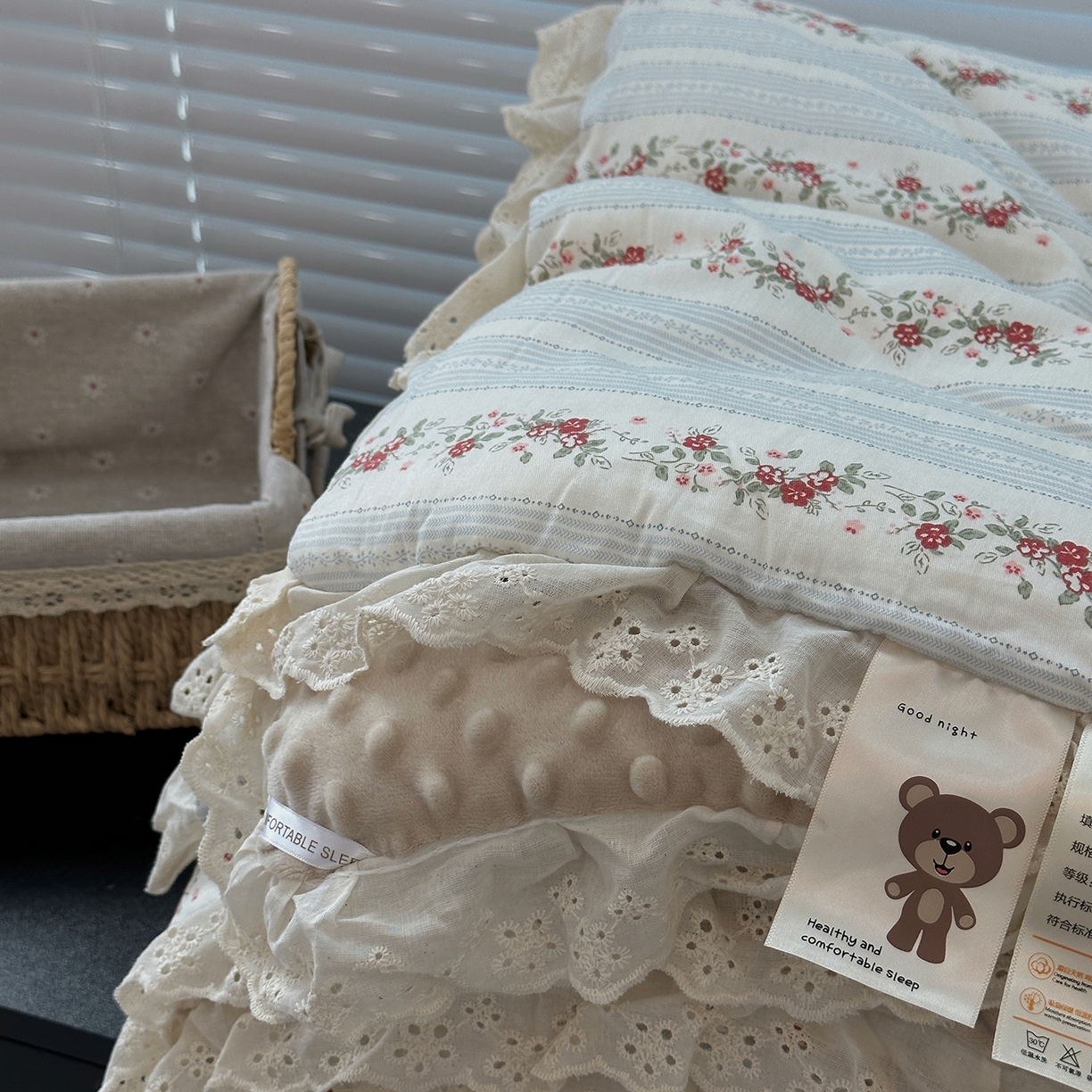 91家纺网 家纺一手货源 找家纺 佰织鑫家居 2025秋冬加厚纯棉全棉法式豆豆被被子被芯 白兰地