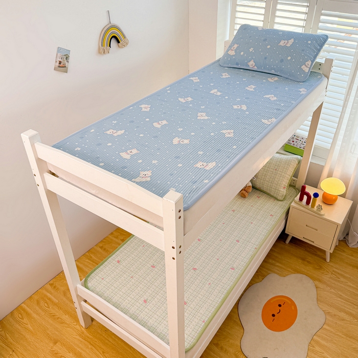 91家纺网 家纺一手货源 找家纺 梵朴 2025新款A类棉加绒一面纯棉一面宝宝婴儿牛奶绒双面可用床盖学生宿舍床垫炕盖-学生床图 蓝色泡芙狗