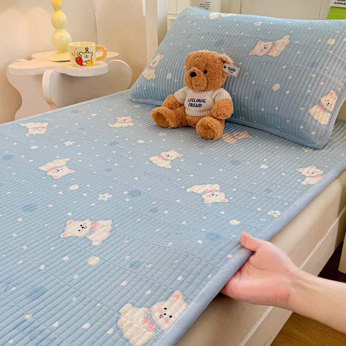 91家纺网 家纺一手货源 找家纺 梵朴 2025新款A类棉加绒一面纯棉一面宝宝婴儿牛奶绒双面可用床盖学生宿舍床垫炕盖-学生床图 蓝色泡芙狗