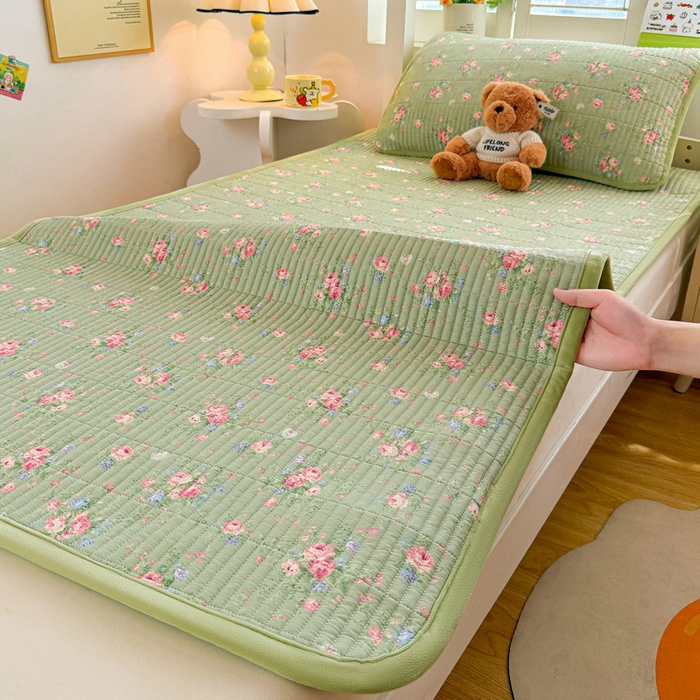 91家纺网 家纺一手货源 找家纺 梵朴 2025新款A类棉加绒一面纯棉一面宝宝婴儿牛奶绒双面可用床盖学生宿舍床垫炕盖-学生床图 沫熙花-绿