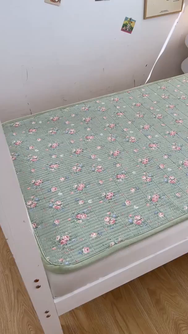 91家纺网 家纺一手货源 找家纺 梵朴 2025新款A类棉加绒一面纯棉一面宝宝婴儿牛奶绒双面可用床盖学生宿舍床垫炕盖-学生床图 沫熙花-绿