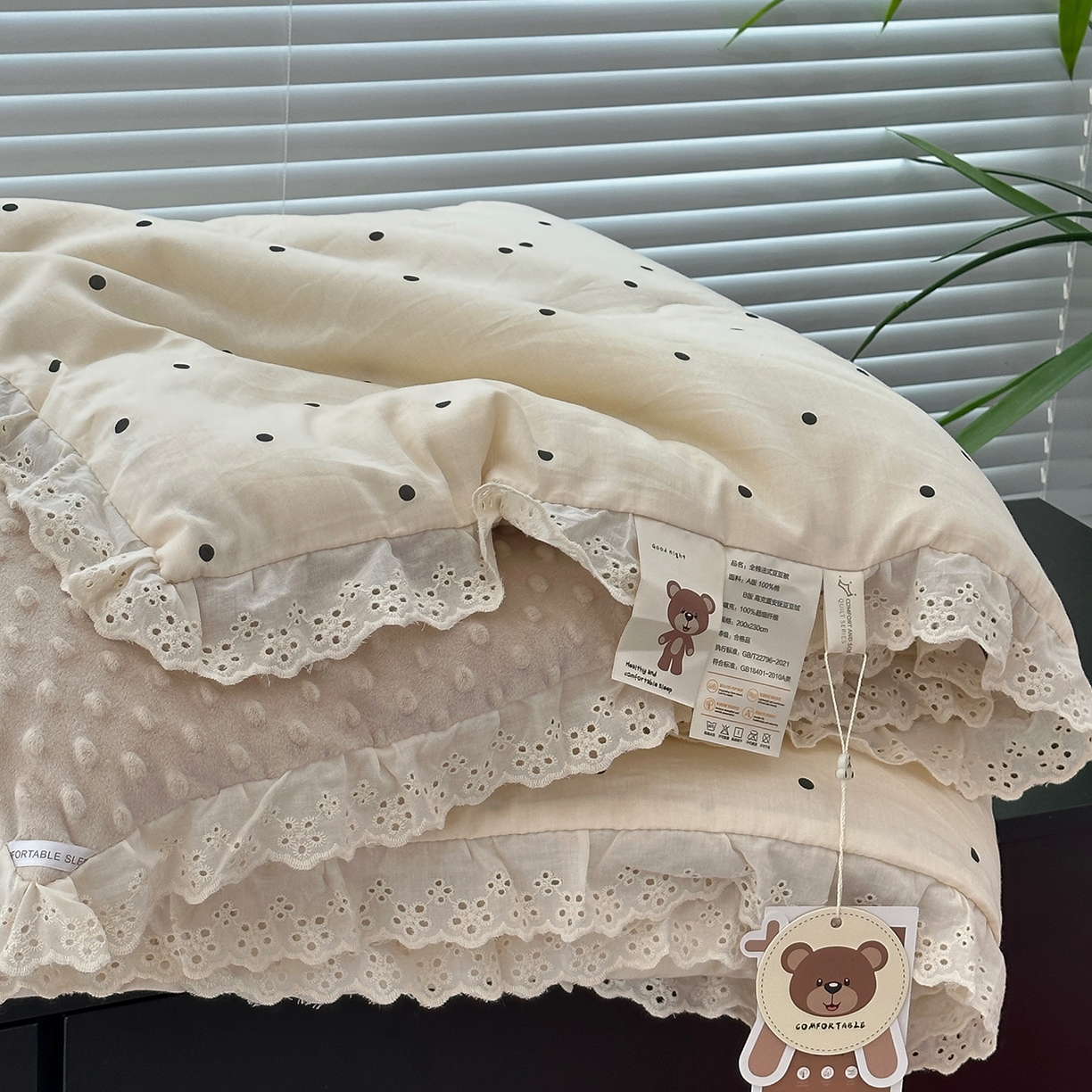 91家纺网 家纺一手货源 找家纺 佰织鑫家居 2025秋冬加厚纯棉全棉法式豆豆被被子被芯 波点